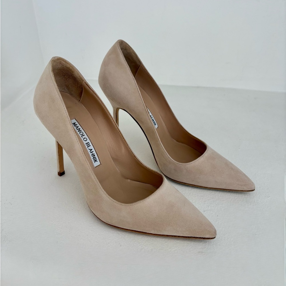 Manolo Blahnik BB 260 Nude Suede Pumps-Worn Once